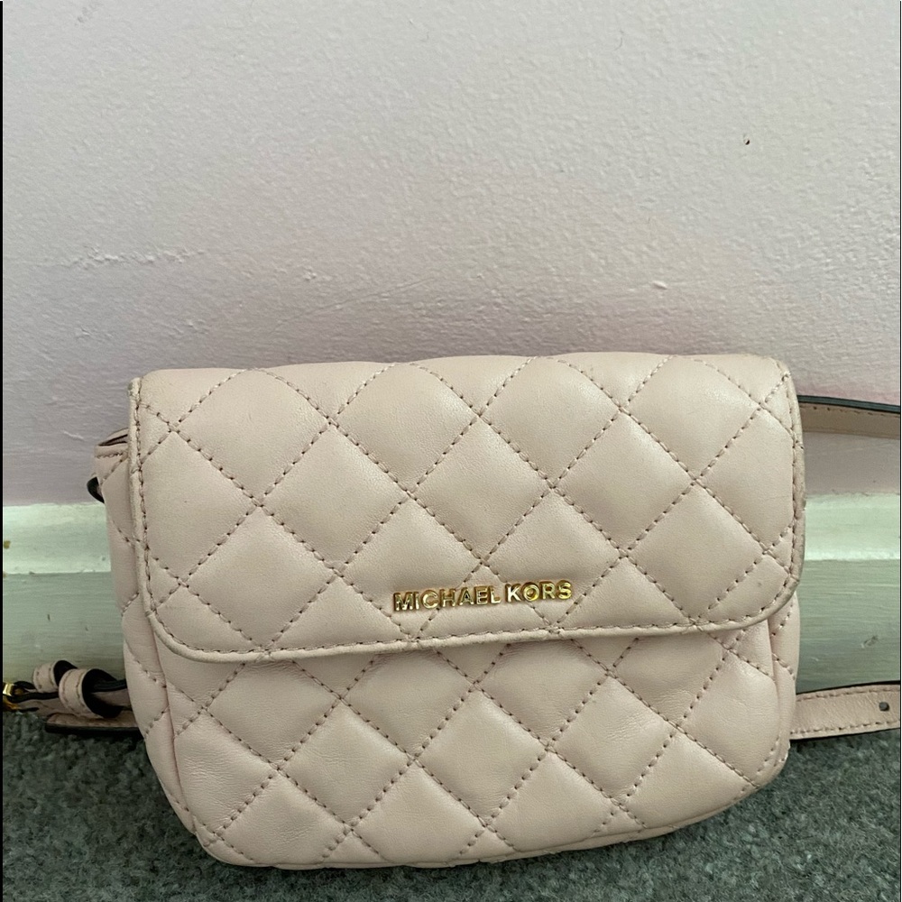 michael kors fanny pack